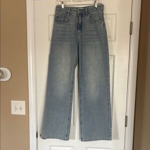 H & M Light Blue Flared Women's Jeans, size US8, worn once